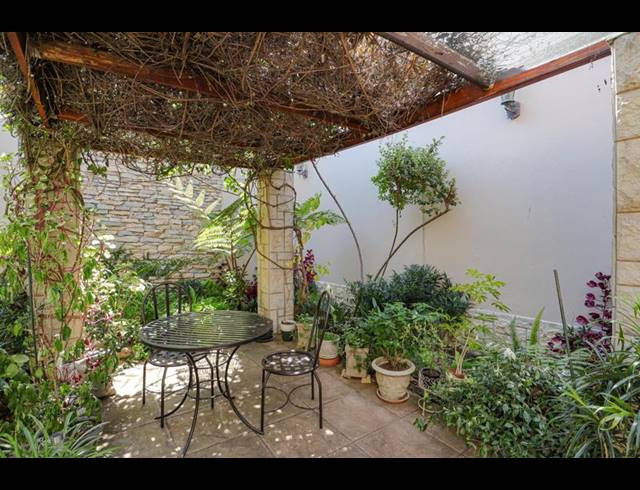 FARM FOR SALE IN CHARTWELL A.H.